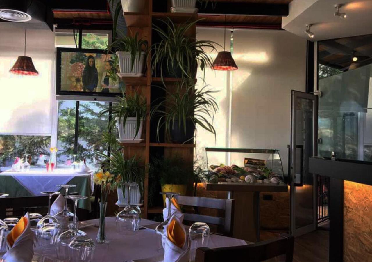 Vivi La Vita Tirana Exterior foto